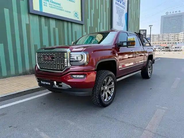 2017 Sierra Luxury Edition