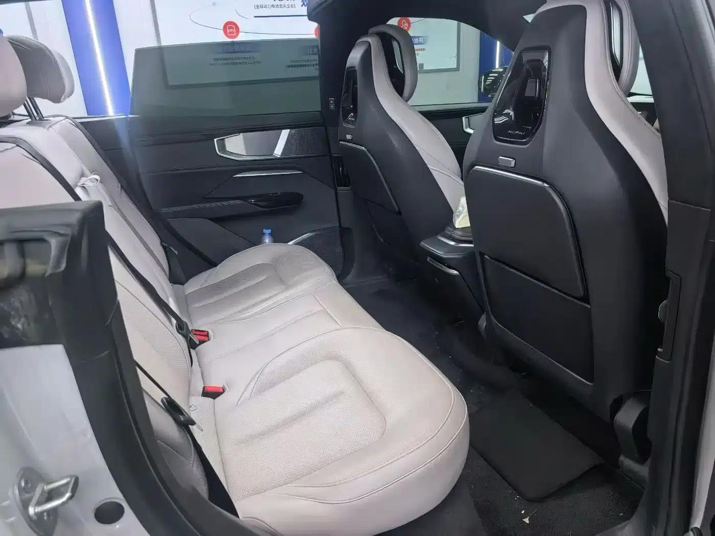 HiPhi Y 2023 765km Flagship Edition — миниатюра 2