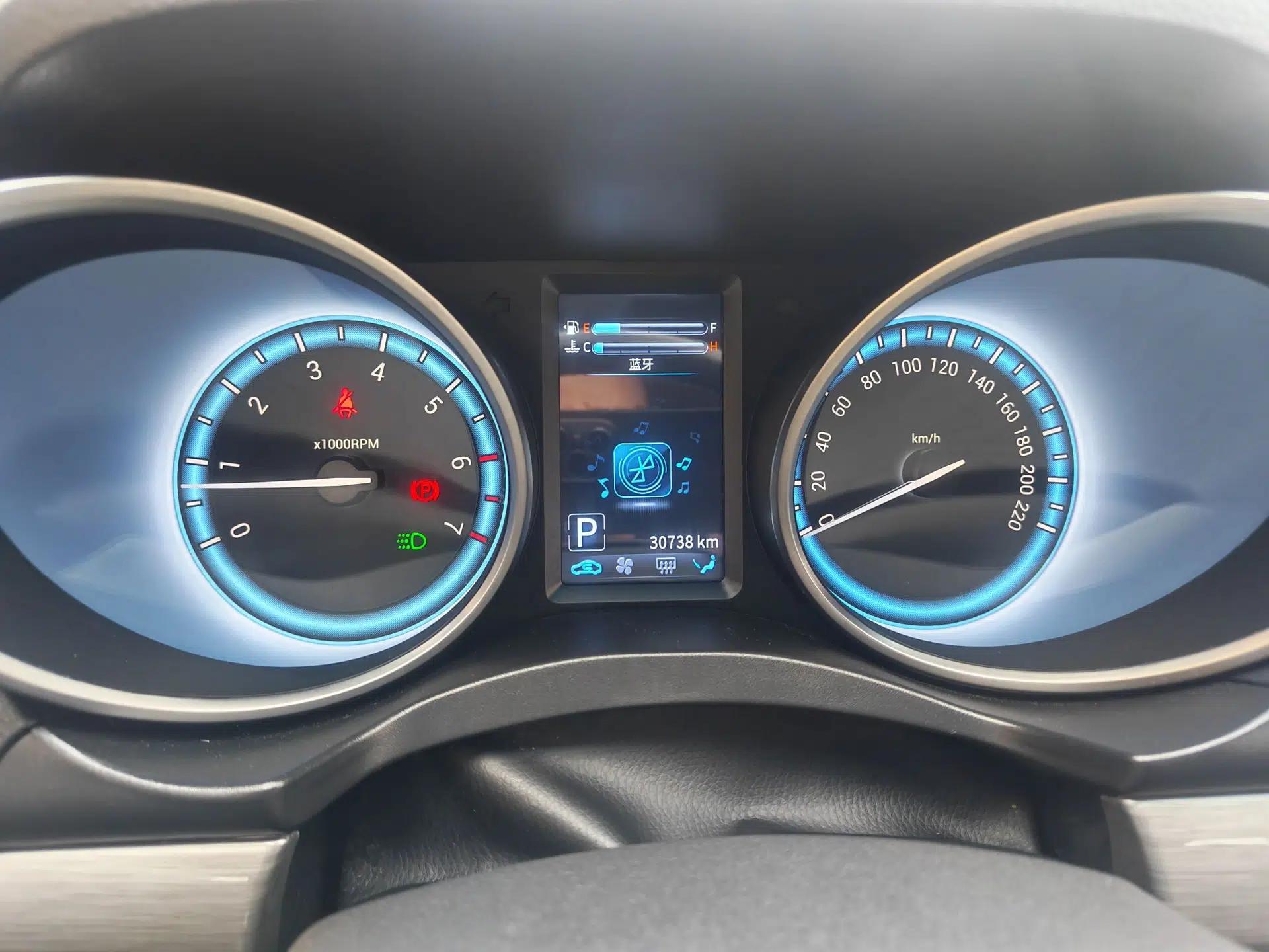 Cowin V3 2016 1.5L Automatic SmartConnect II Navigation Edition — миниатюра 16