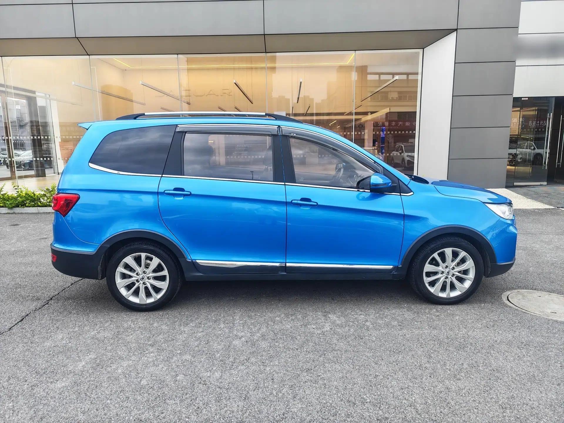 Cowin V3 2016 1.5L Automatic SmartConnect II Navigation Edition — миниатюра 9