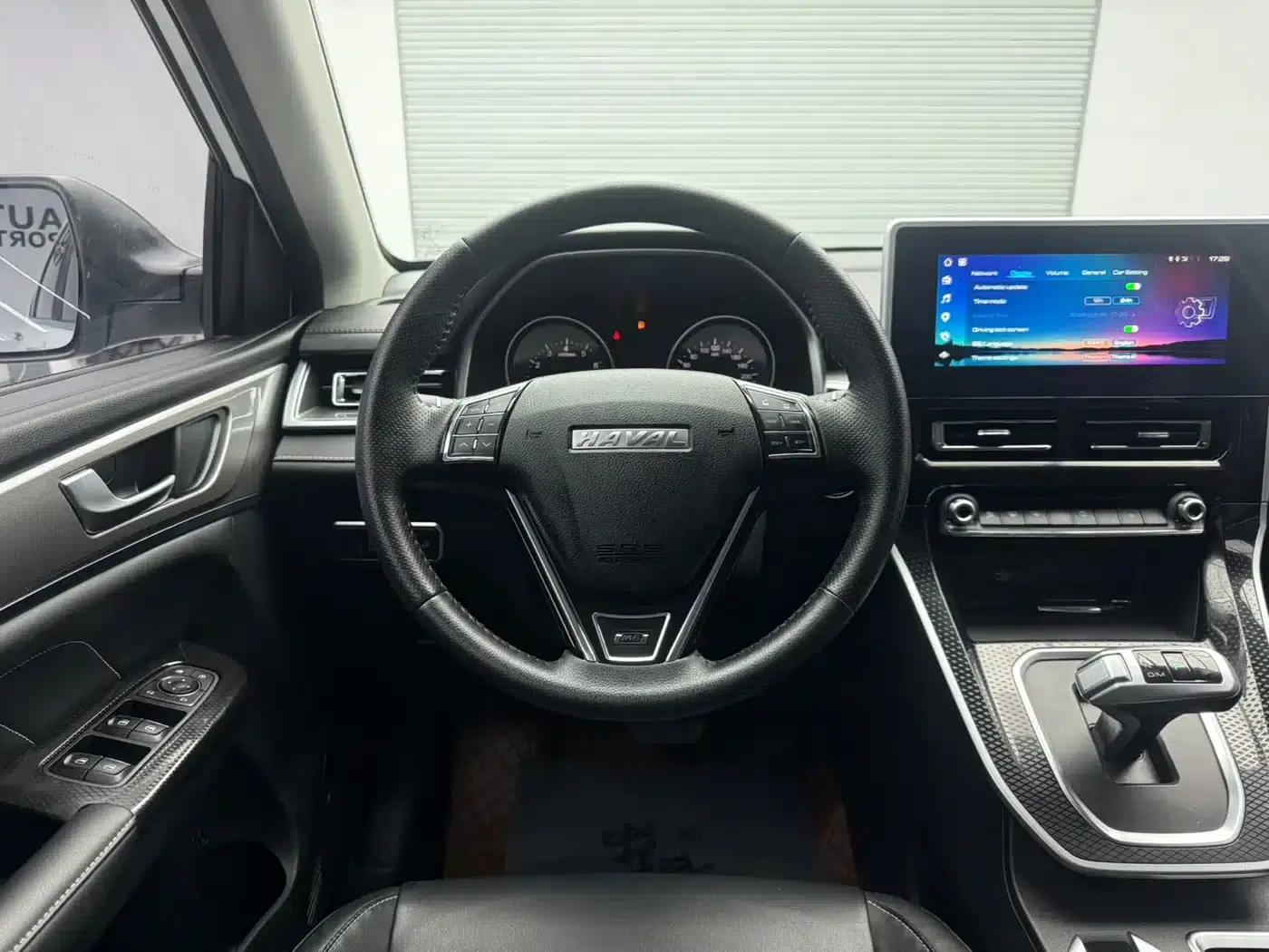 Haval M6 2023 PLUS 1.5T DCT Luxury Intelligent Connectivity Edition — миниатюра 13