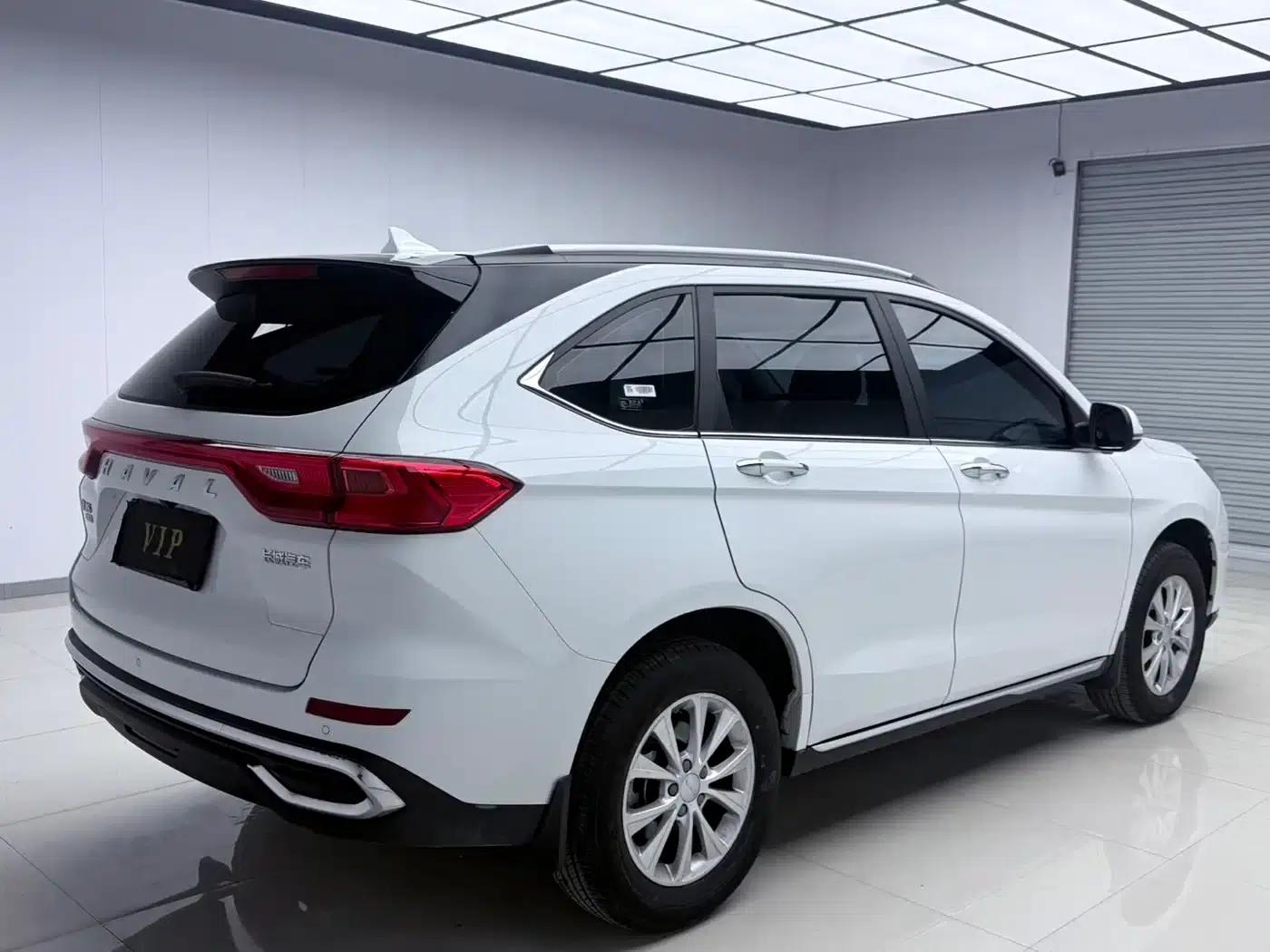 Haval M6 2023 PLUS 1.5T DCT Luxury Intelligent Connectivity Edition — миниатюра 4
