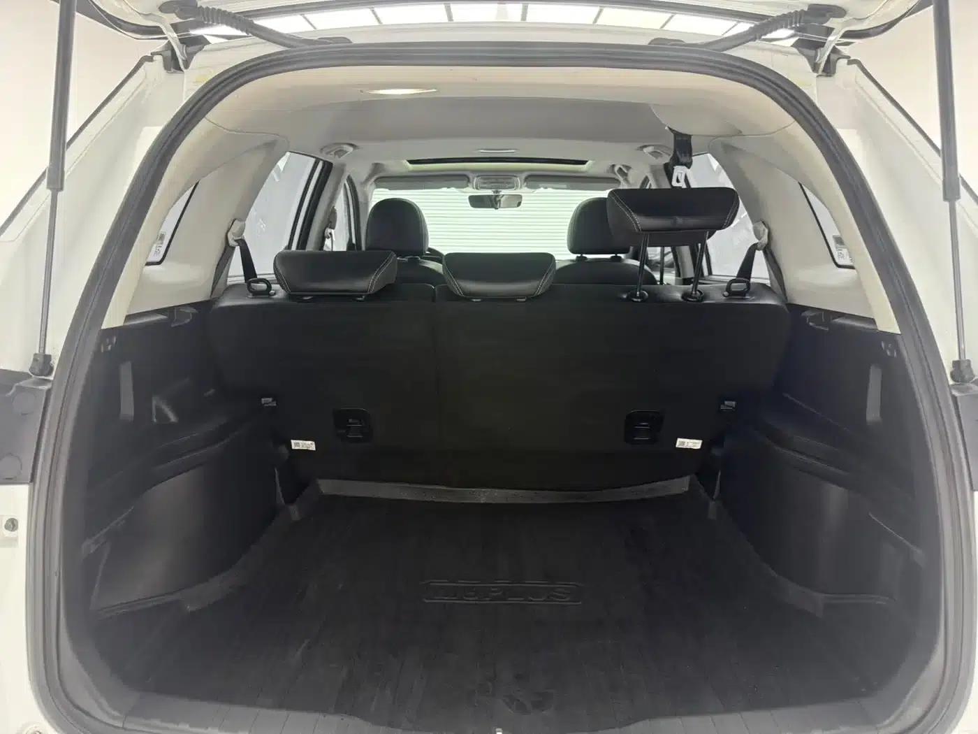Haval M6 2023 PLUS 1.5T DCT Luxury Intelligent Connectivity Edition — миниатюра 9