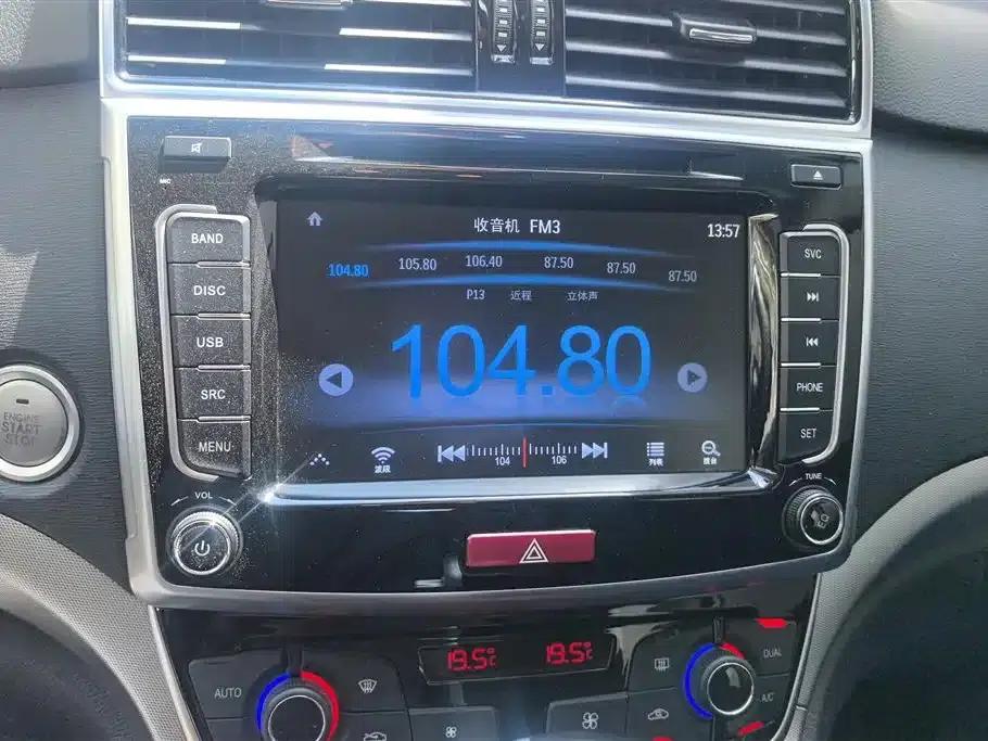 Haval M6 2018 Facelift 1.5T DCT 2WD Elite — миниатюра 13