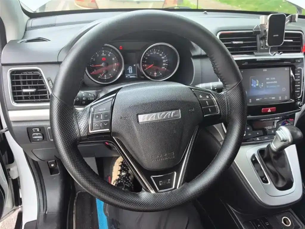 Haval M6 2018 Facelift 1.5T DCT 2WD Urban Edition — миниатюра 11