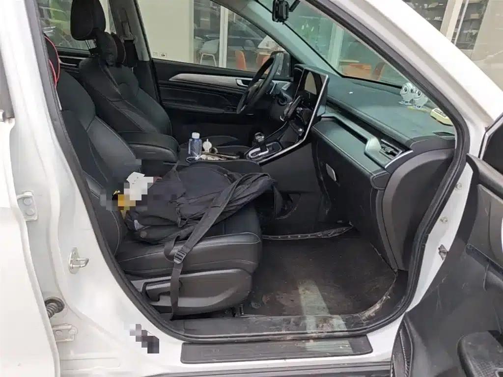 Haval M6 2021 PLUS 1.5T DCT Luxury Intelligent Connectivity Edition — миниатюра 11