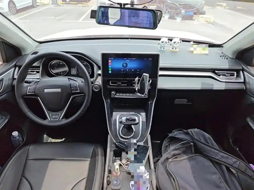 Haval M6 2021 PLUS 1.5T DCT Luxury Intelligent Connectivity Edition — миниатюра 16