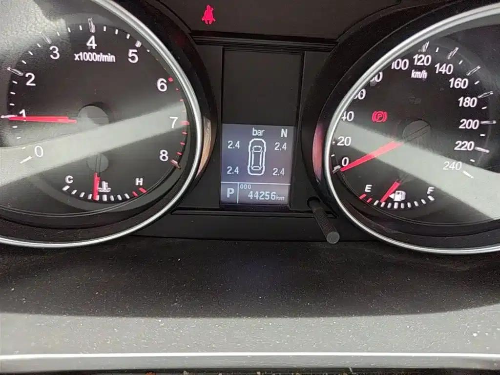 Haval M6 2021 PLUS 1.5T DCT Luxury Intelligent Connectivity Edition — миниатюра 19