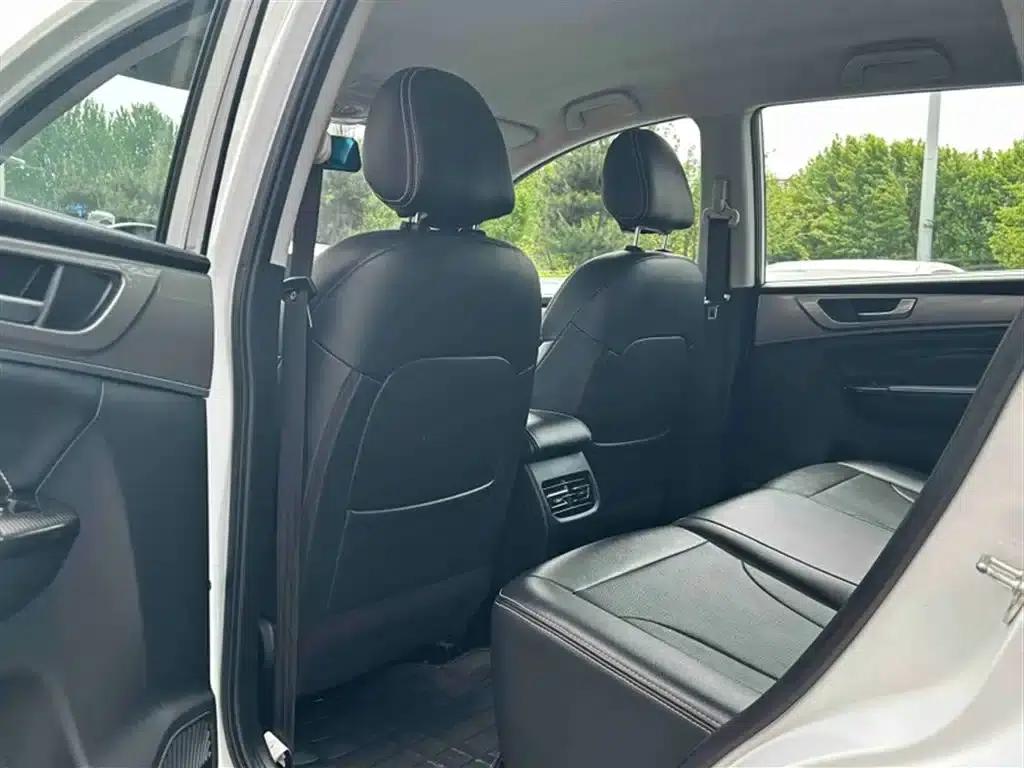 Haval M6 2021 PLUS 1.5T DCT Elite Intelligent Connectivity Edition — миниатюра 14