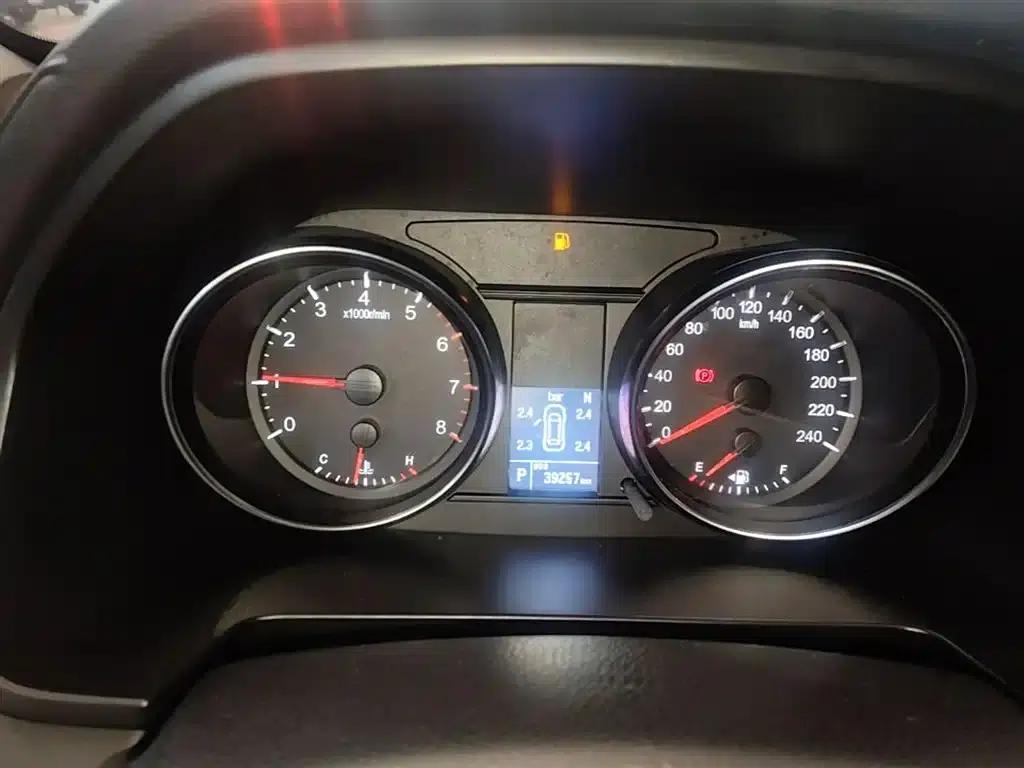 Haval M6 2021 PLUS 1.5T DCT Luxury Intelligent Connectivity Edition — миниатюра 12