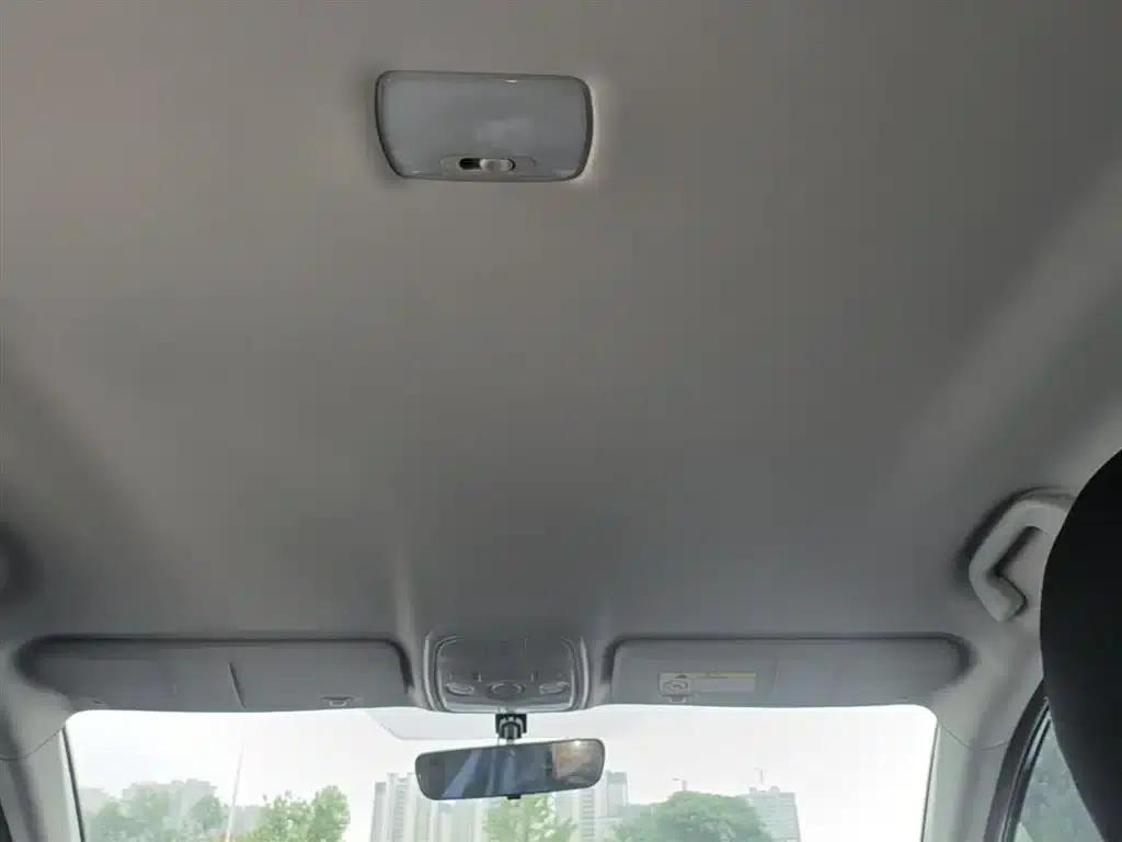 Haval M6 2021 PLUS 1.5T Manual Elite Intelligent Connectivity Edition — миниатюра 18