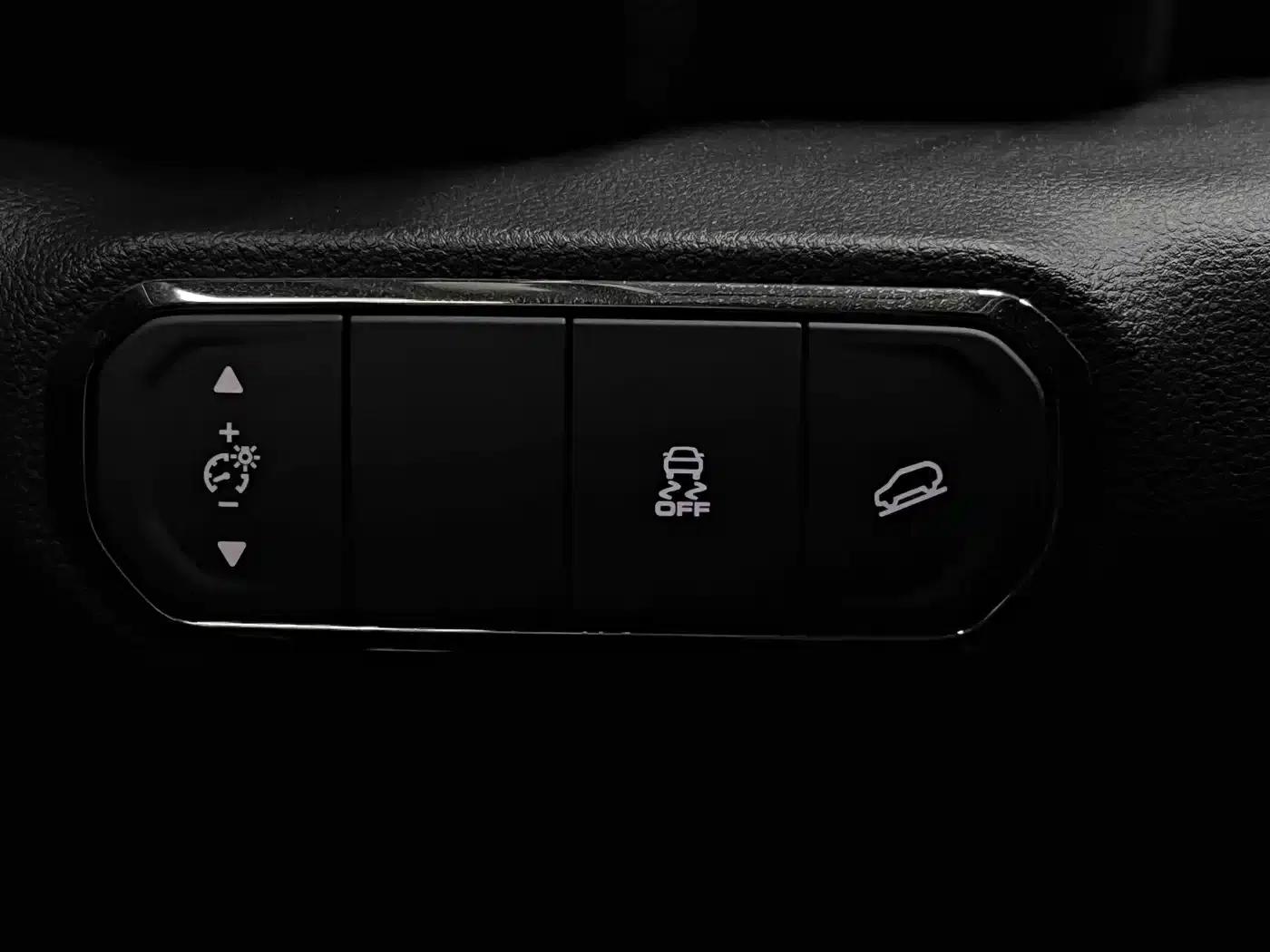 Haval H9 2024 2.4T Diesel 4WD Extreme Edition — миниатюра 38