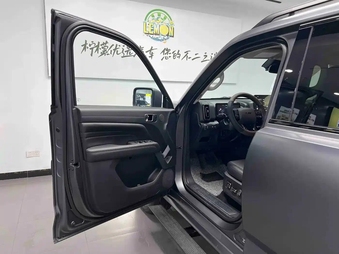 Haval H9 2024 2.4T Diesel 4WD Extreme Edition — миниатюра 6