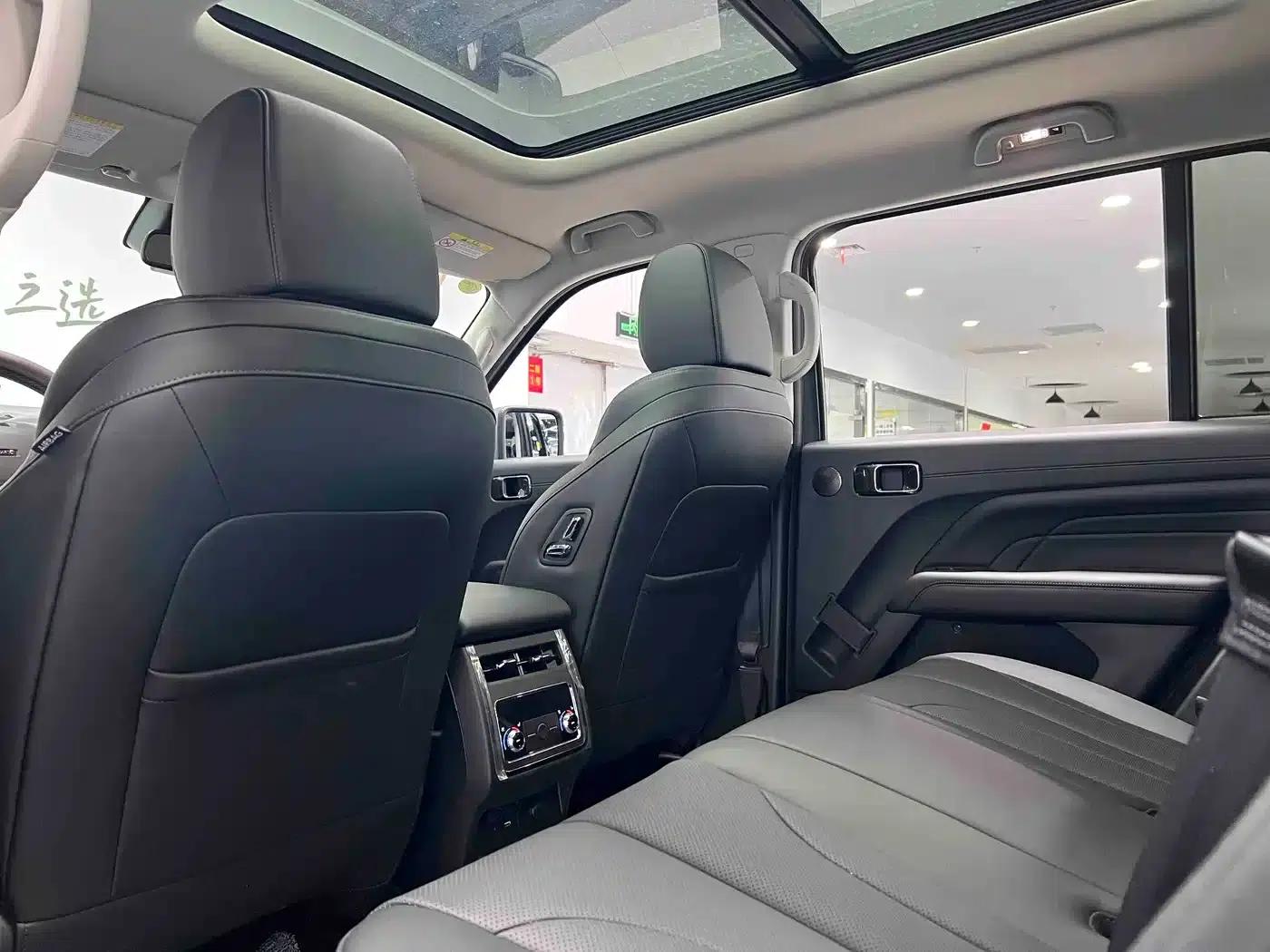 Haval H9 2024 2.4T Diesel 4WD Extreme Edition — миниатюра 9