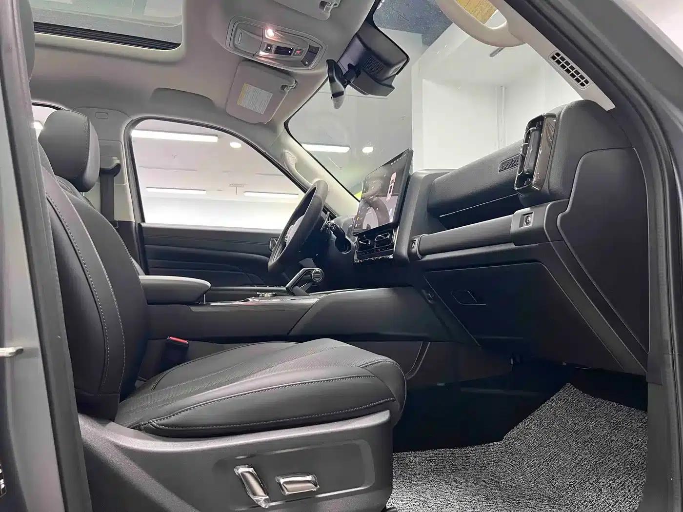 Haval H9 2024 2.4T Diesel 4WD Extreme Edition — миниатюра 10