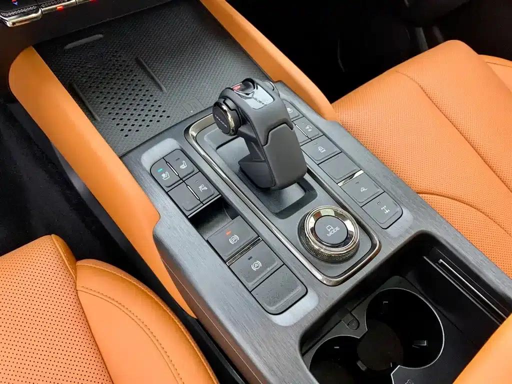 Haval H9 2024 2.4T Diesel 4WD Extreme Edition — миниатюра 22