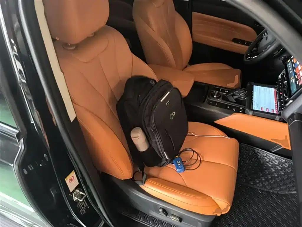 Haval H9 2024 2.0T Gasoline 4WD Ultimate Edition — миниатюра 25