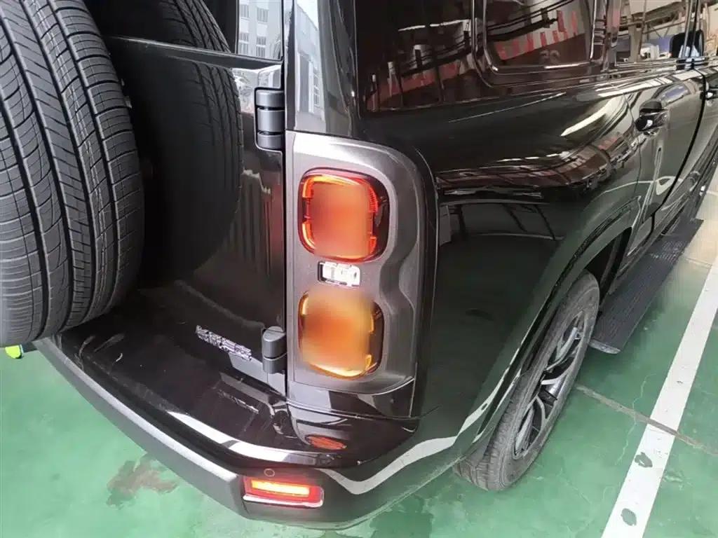 Haval H9 2024 2.0T Gasoline 4WD Ultimate Edition — миниатюра 8