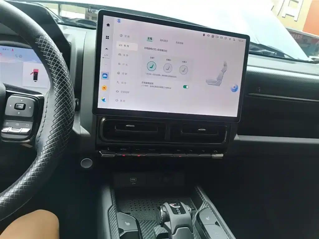 Haval Raptor New Energy 2024 Hi4 145 Cross-Country Edition — миниатюра 13