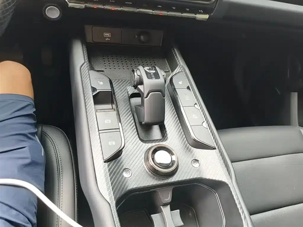 Haval Raptor New Energy 2024 Hi4 145 Cross-Country Edition — миниатюра 14