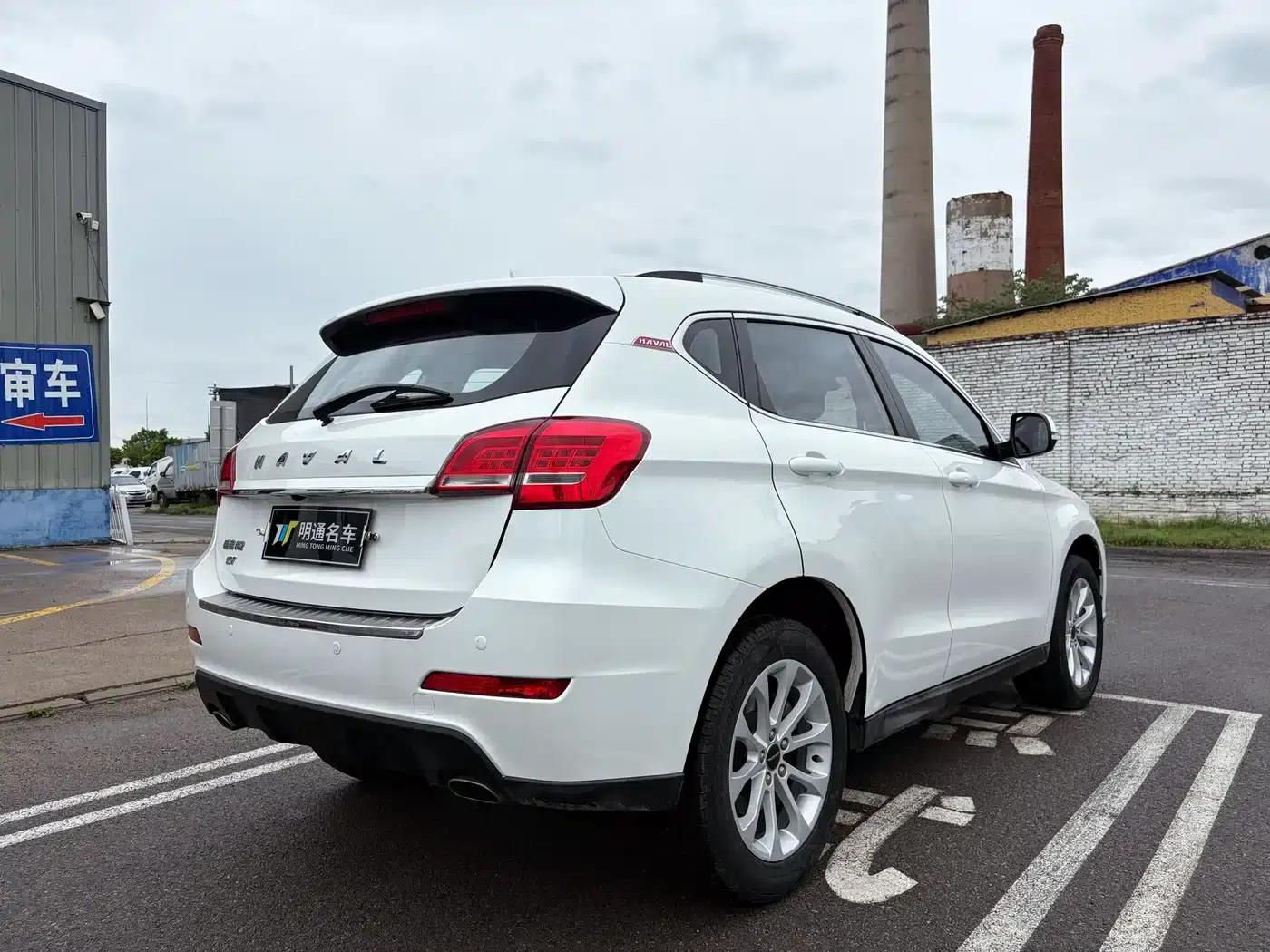Haval H2 2017 Red Label 1.5T Automatic Two-Wheel Drive Luxury Edition — миниатюра 6