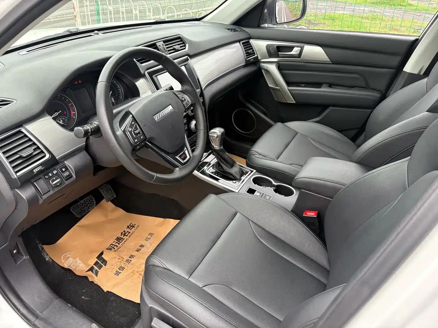 Haval H2 2017 Red Label 1.5T Automatic Two-Wheel Drive Luxury Edition — миниатюра 7