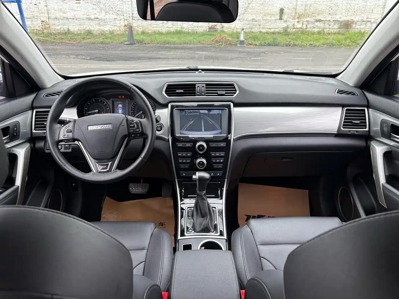 Haval H2 2017 Red Label 1.5T Automatic Two-Wheel Drive Luxury Edition — миниатюра 8