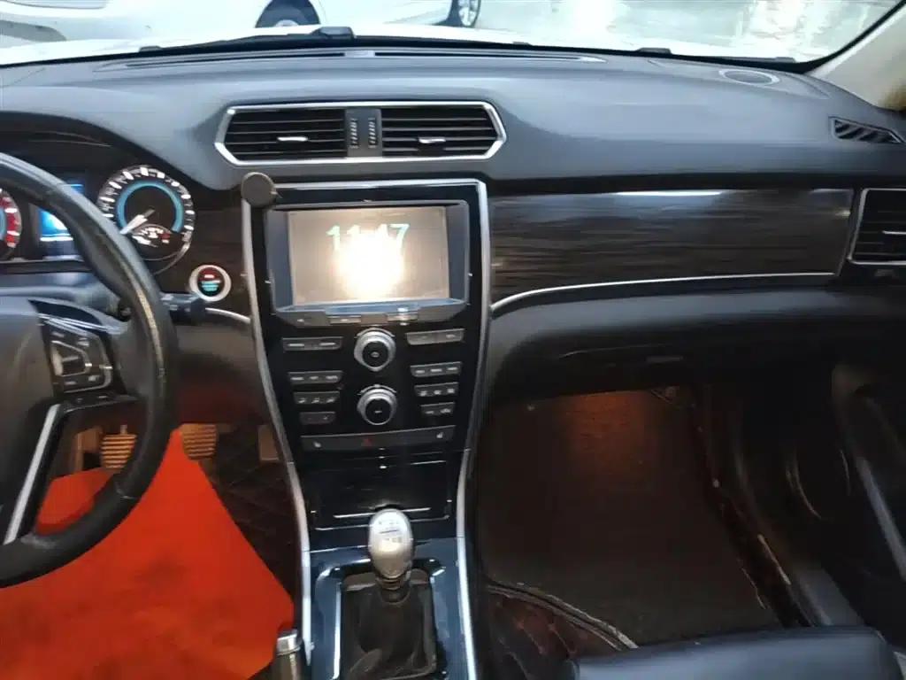 Haval H2 2016 Red Label 1.5T Manual 2WD Elite — миниатюра 13