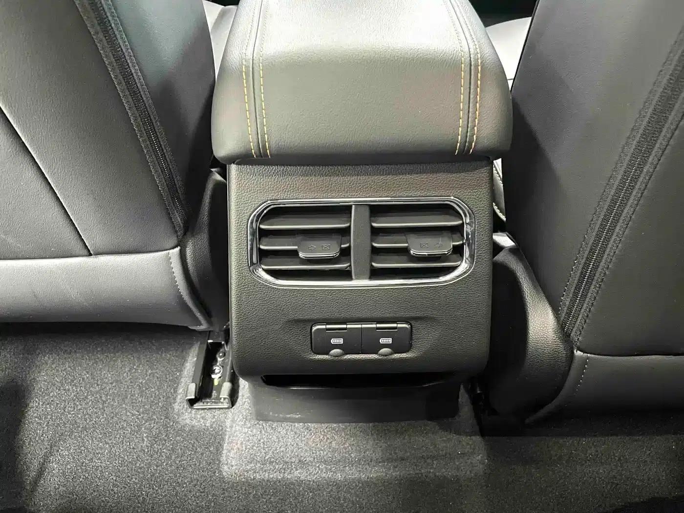 Haval Chitu 2022 Enjoy Edition 1.5T Bronze Rabbit — миниатюра 11