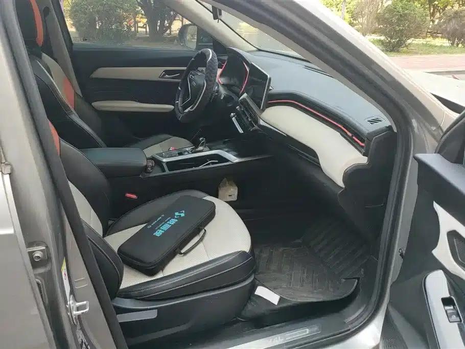 Haval Chitu 2021 Sport Edition 1.5T Golden Rabbit — миниатюра 8