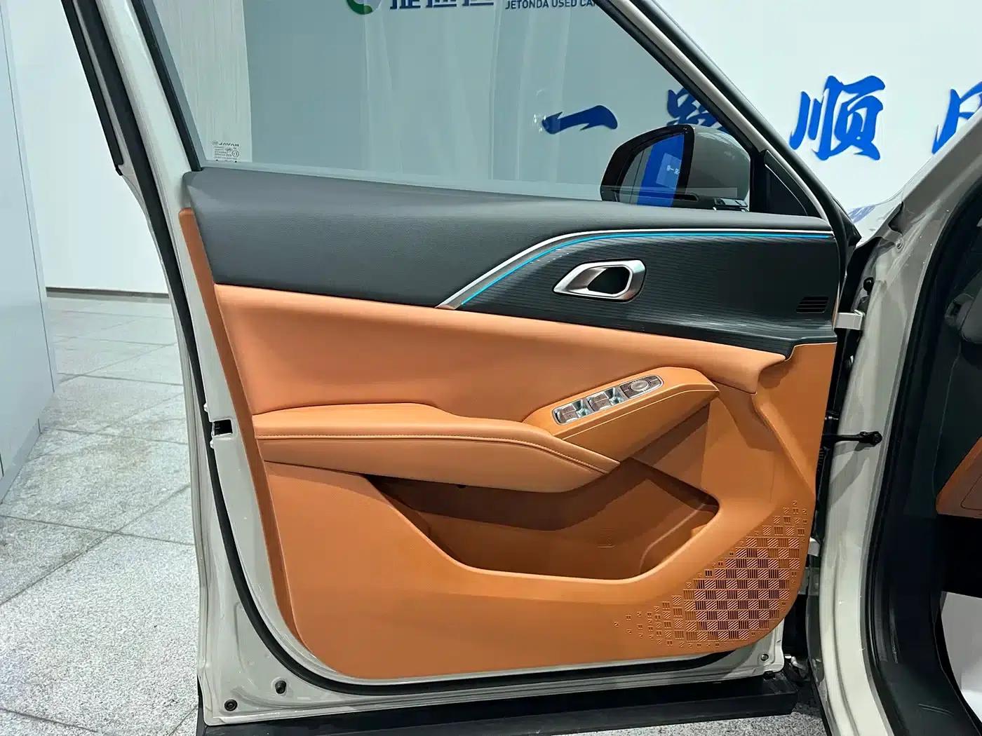 Haval Xiaolong MAX 2025 Hi4 165 Ultra Smart Driving Edition — миниатюра 16