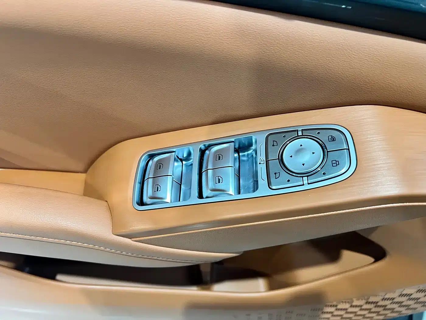 Haval Xiaolong MAX 2025 Hi4 165 Ultra Smart Driving Edition — миниатюра 17