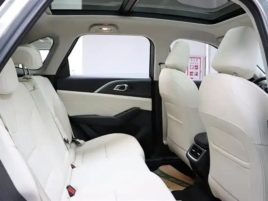 Haval Xiaolong MAX 2023 1.5L Hi4 105 4WD Navigator Edition — миниатюра 15
