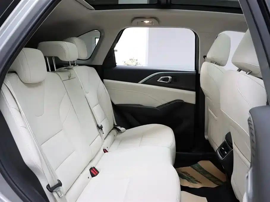Haval Xiaolong MAX 2023 1.5L Hi4 105 4WD Navigator Edition — миниатюра 17