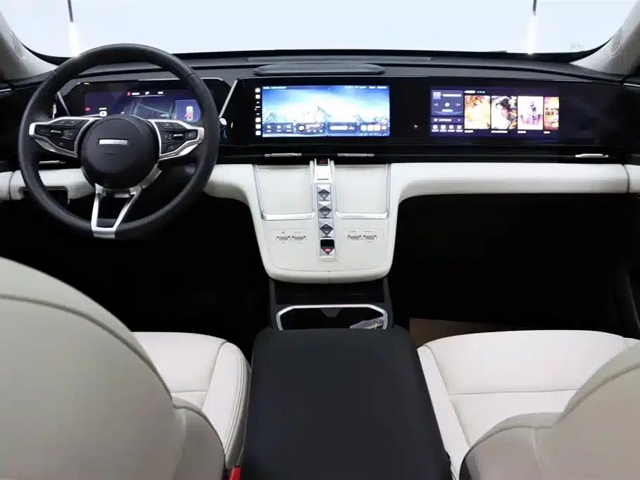 Haval Xiaolong MAX 2023 1.5L Hi4 105 4WD Navigator Edition — миниатюра 26
