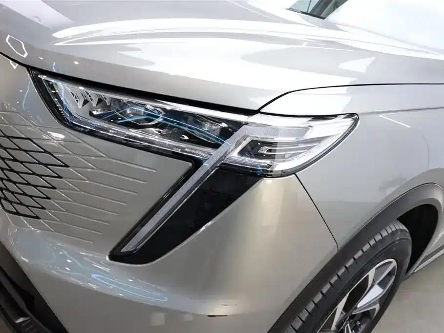 Haval Xiaolong MAX 2023 1.5L Hi4 105 4WD Navigator Edition — миниатюра 32
