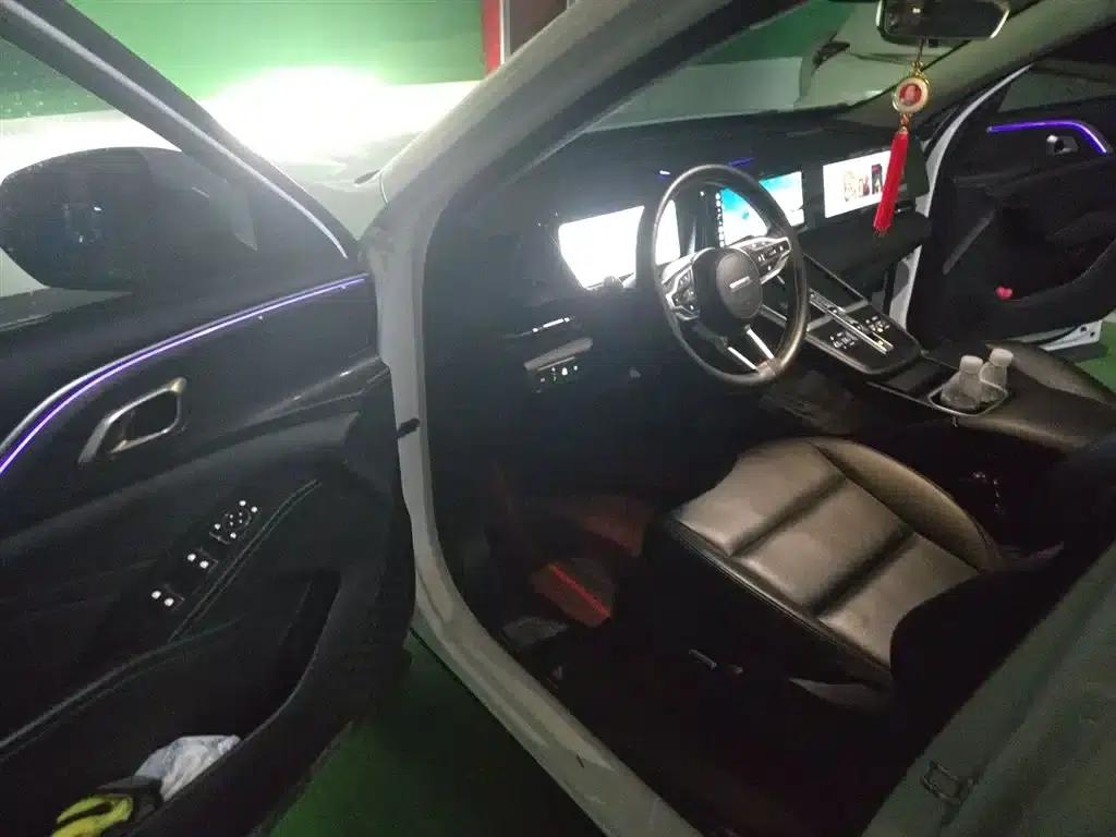Haval Xiaolong MAX 2023 1.5L Hi4 105 4WD Navigator Edition — миниатюра 13