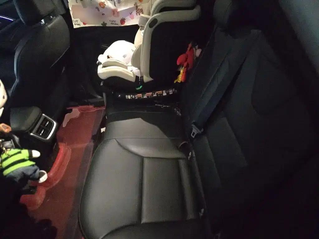 Haval Xiaolong MAX 2023 1.5L Hi4 105 4WD Navigator Edition — миниатюра 14