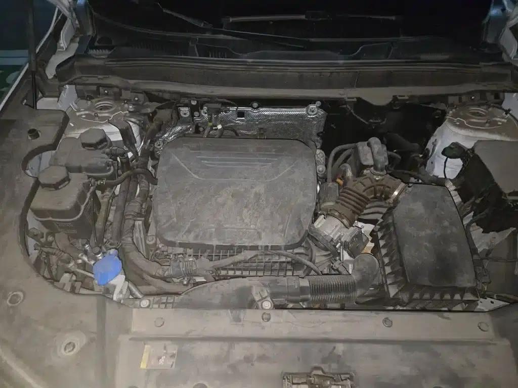 Haval Xiaolong MAX 2023 1.5L Hi4 105 4WD Navigator Edition — миниатюра 17