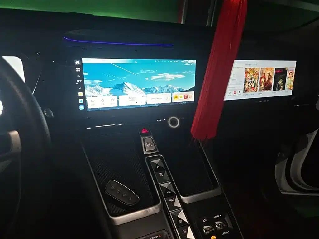 Haval Xiaolong MAX 2023 1.5L Hi4 105 4WD Navigator Edition — миниатюра 10