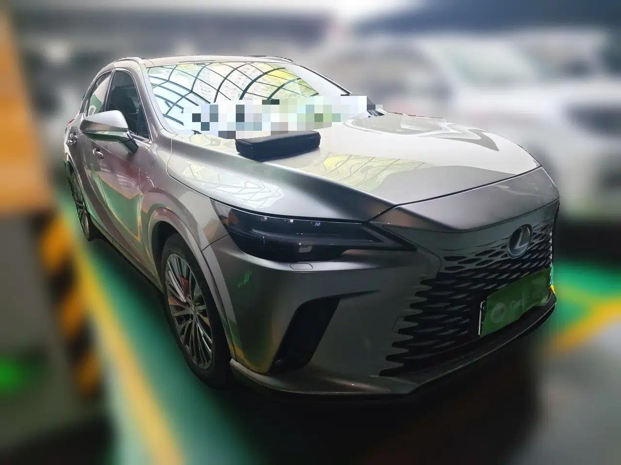 Lexus RX 2023 350h Four-Wheel Drive Enjoyment Version — миниатюра 3
