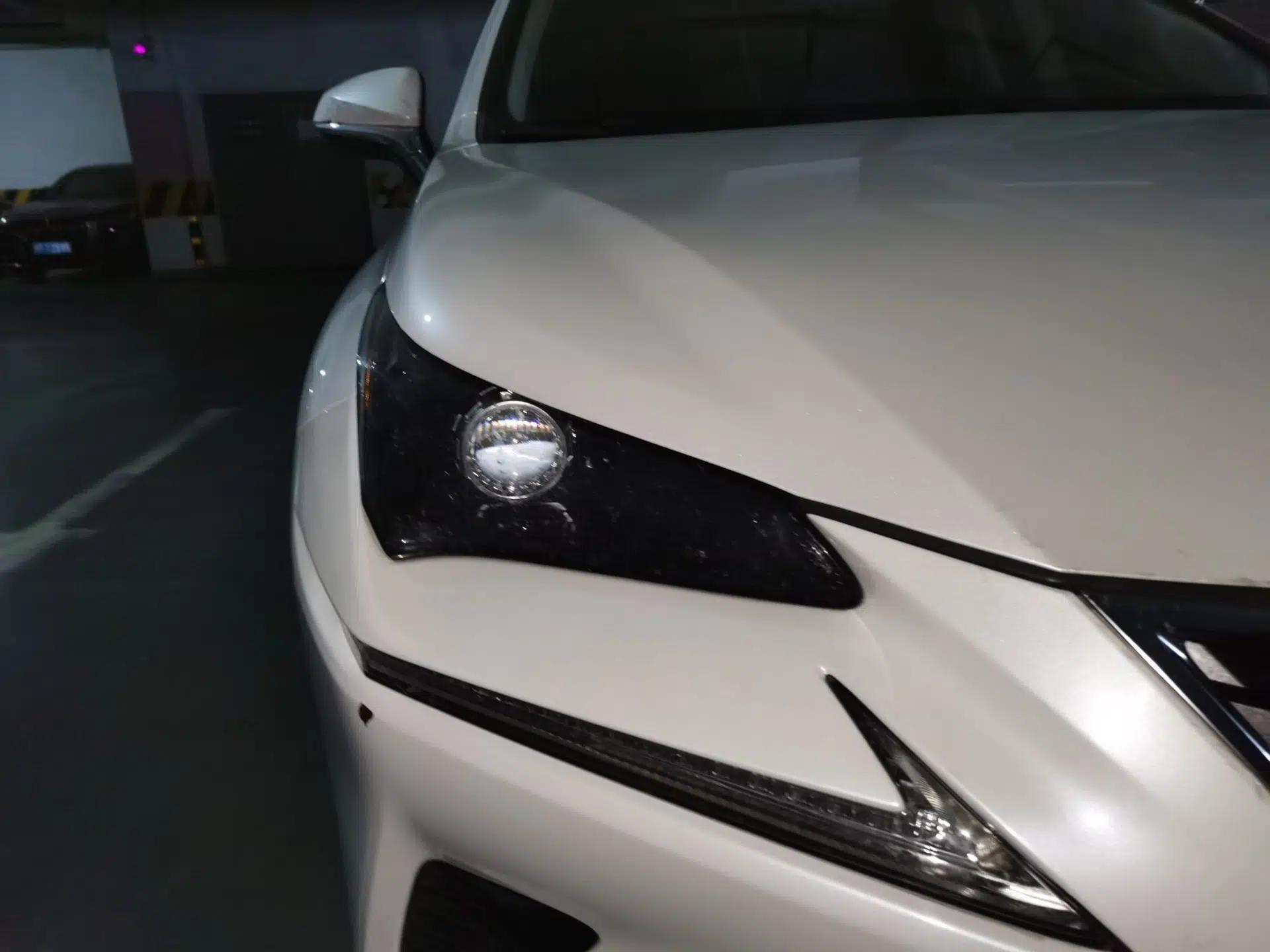Lexus NX 2017 300 Front-Wheel-Drive Limited Edition — миниатюра 7
