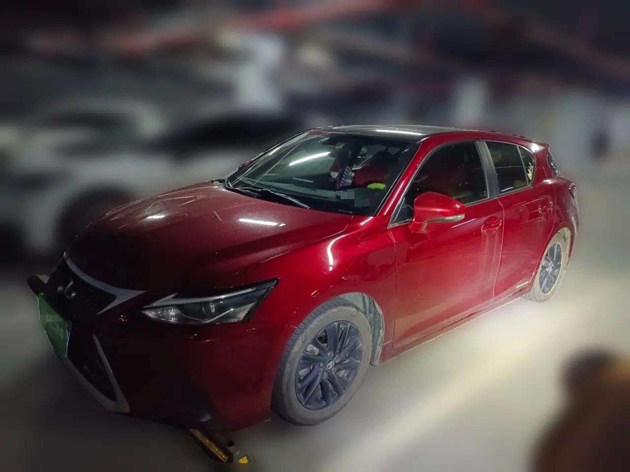 Lexus CT 2018 CT200h Colorful Life Special Limited Edition — миниатюра 1