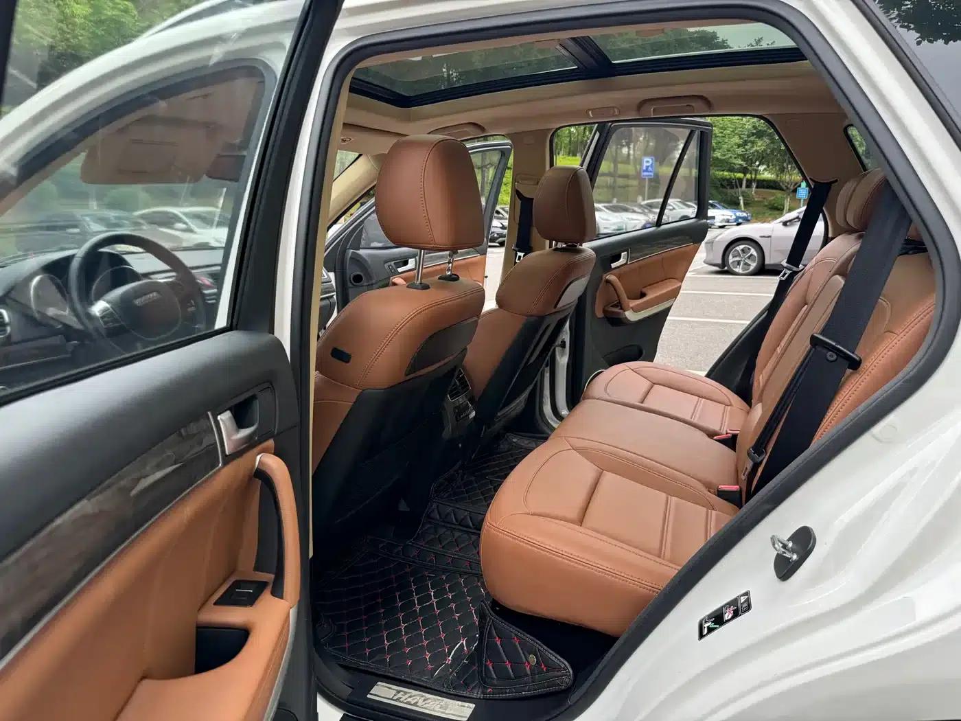 Haval H8 2015 2.0T 2WD Comfort Model — миниатюра 9