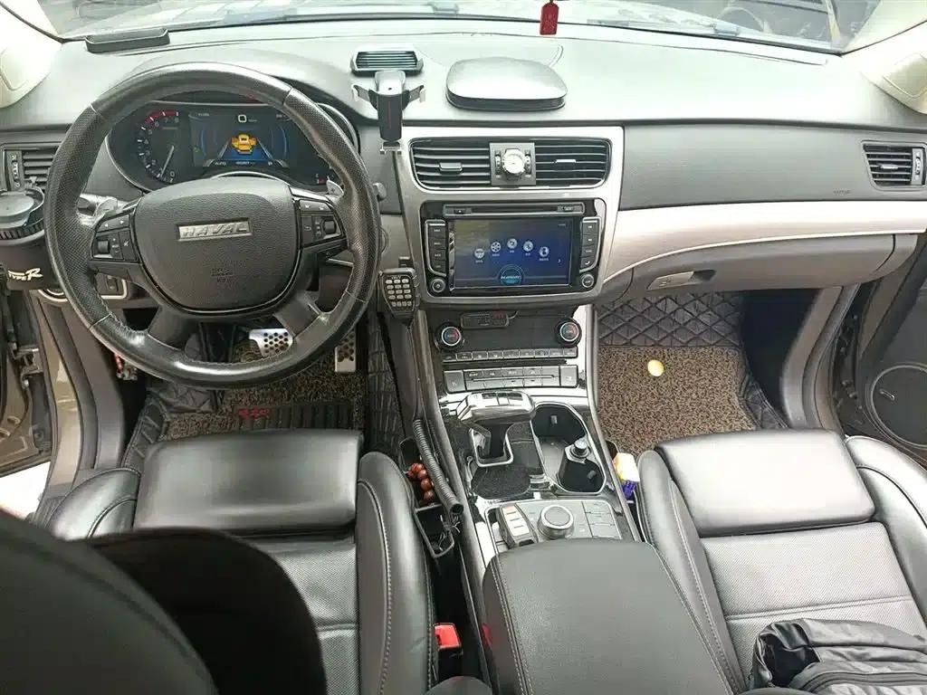 Haval H8 2017 2.0T Gasoline 4WD Premium Edition — миниатюра 6