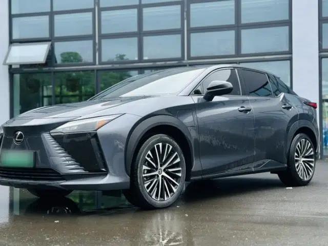 Lexus RZ 2023 450e All-Wheel Drive Luxury Edition