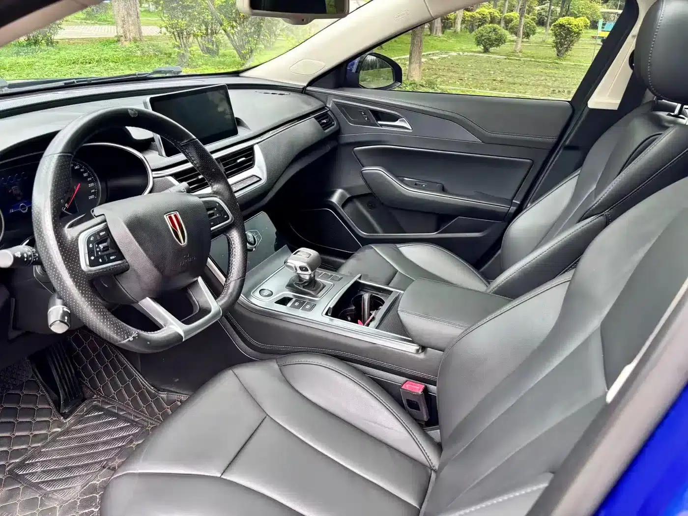 Hongqi H5 2022 Classic Edition Facelift 1.8T Automatic Intelligent Flagship Edition — миниатюра 13