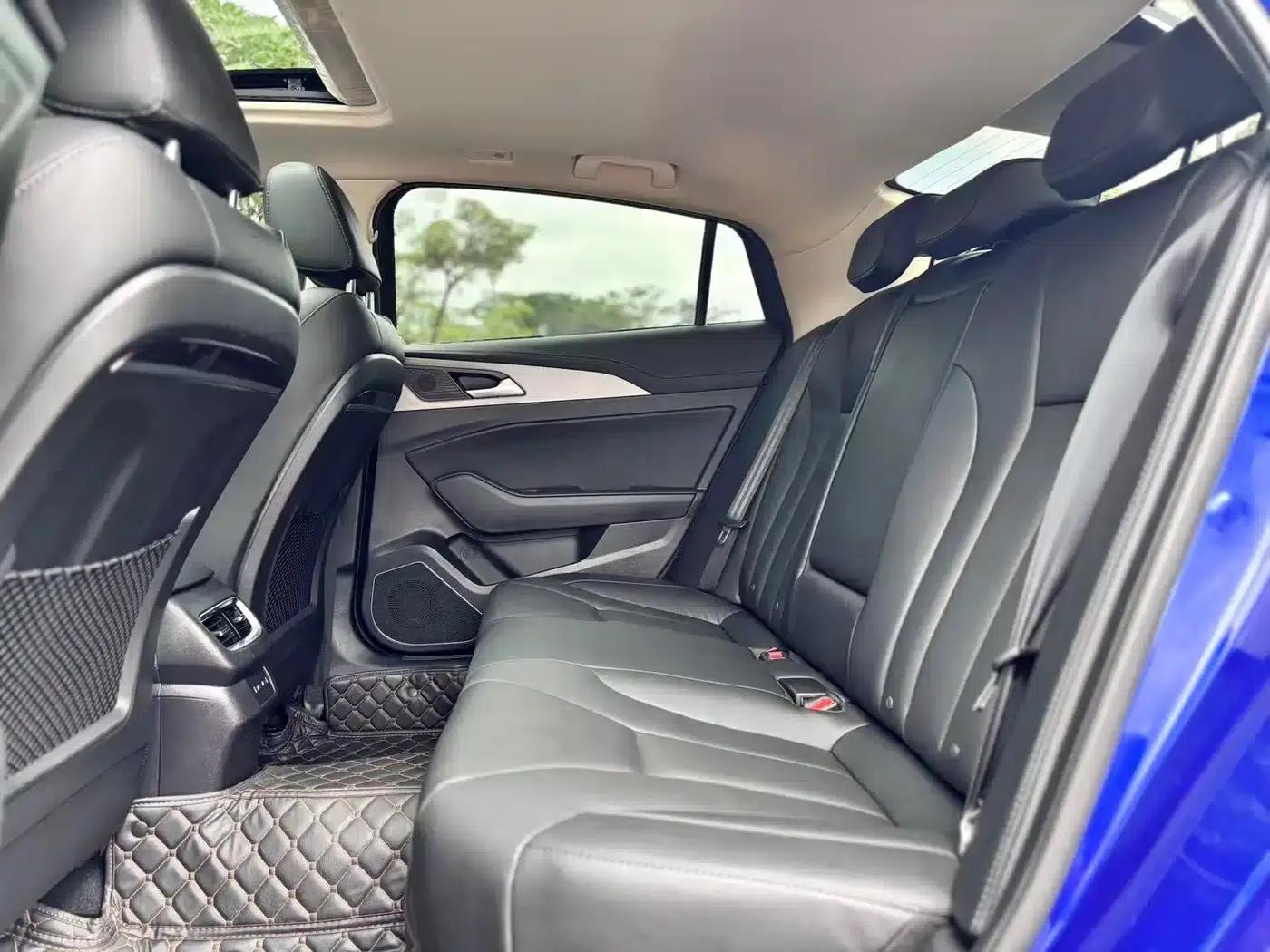 Hongqi H5 2022 Classic Edition Facelift 1.8T Automatic Intelligent Flagship Edition — миниатюра 10