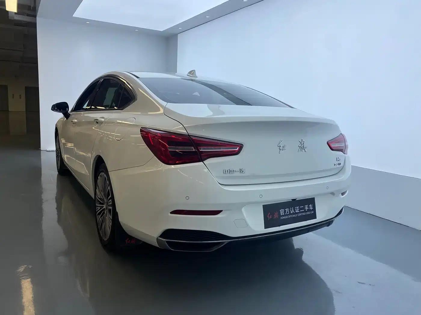 Hongqi H5 2022 Classic 1.5T DCT Flag Edition — миниатюра 15