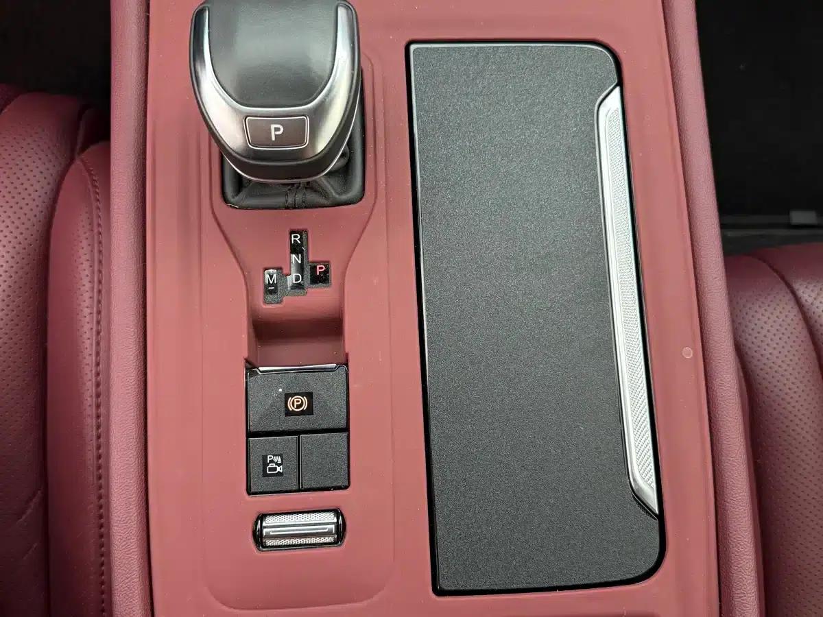 Hongqi H5 2023 2.0T Automatic Intelligent Flagship Edition — миниатюра 12